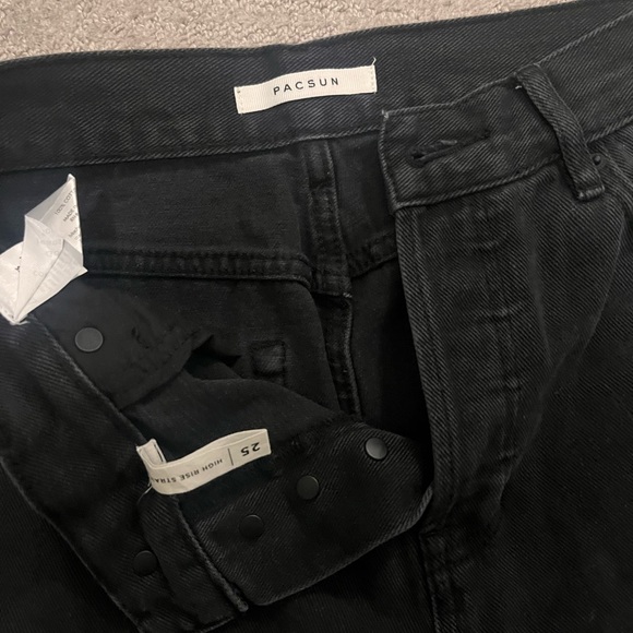 black ripped pacsun jeans, high waisted, size 25 - Picture 3 of 3